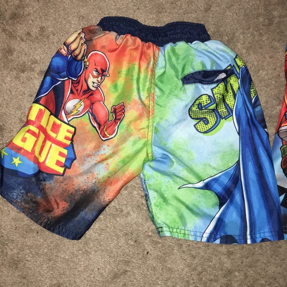 Batman Superman Justice League swim trunks - Picture 2 of 2